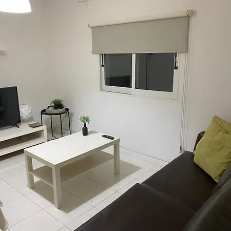 Sts 21 Lakatamia One-bedroom Apartament
